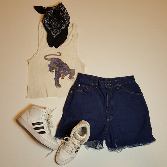 Vintage Lee High Waist Cutoff Jean Shorts - Picture 2 of 8